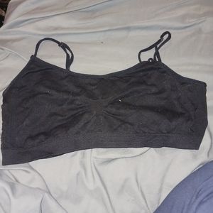 Black sports bra